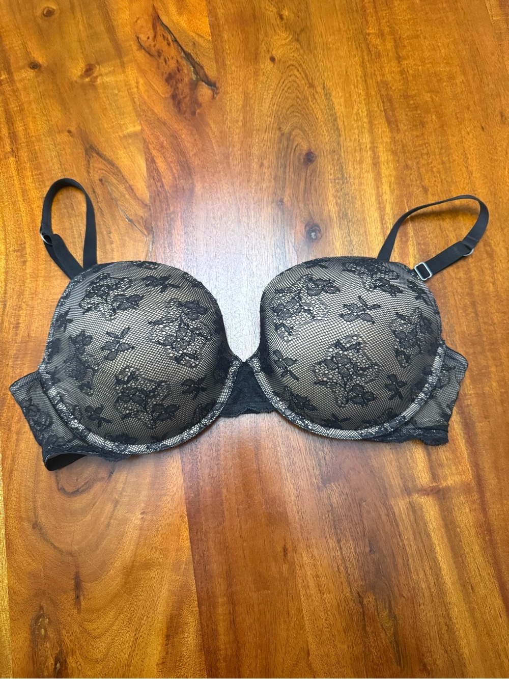 Victoria's Secret BioFit demi uplift underwire bra